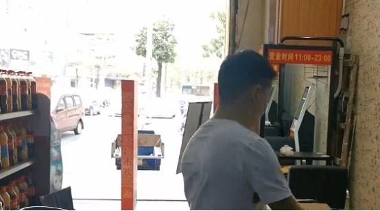 十元快剪生意好做吗,10元快剪店一天赚多少