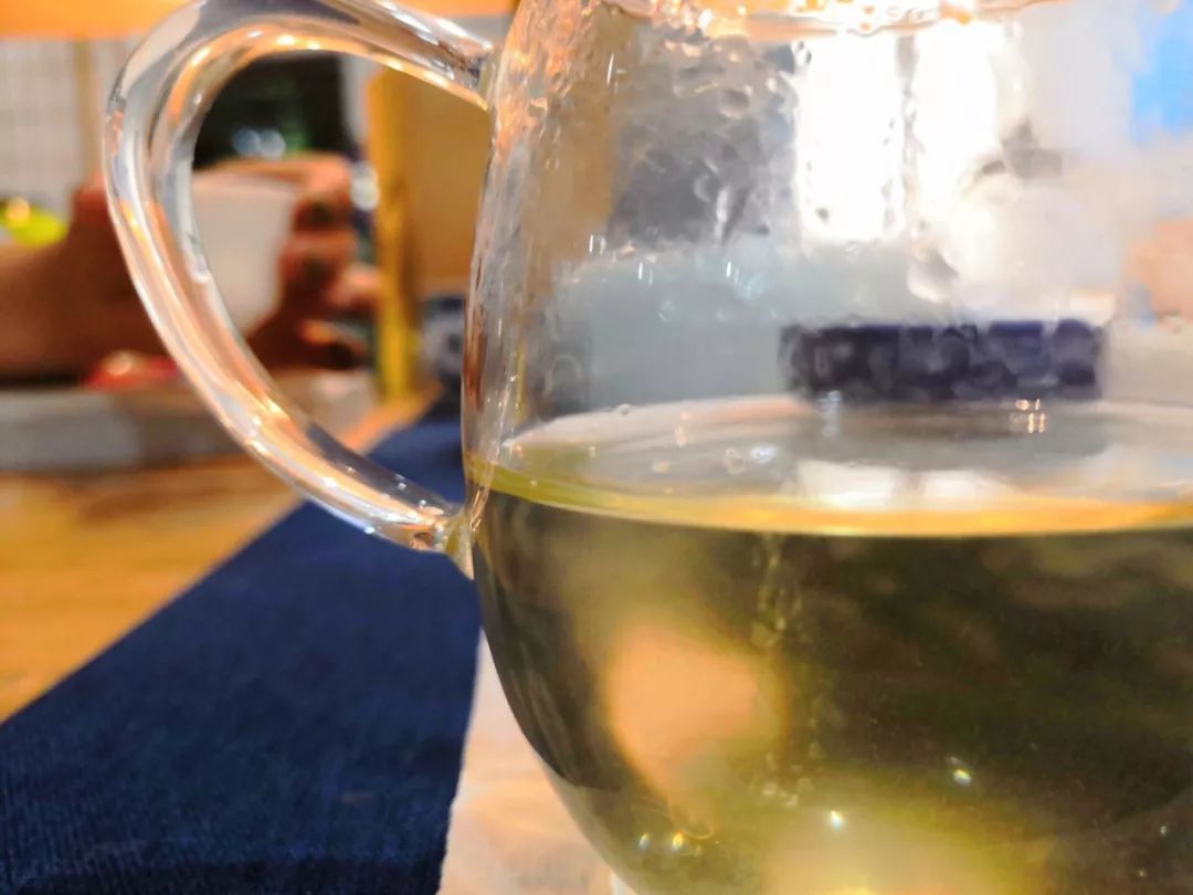 宽和习茶,一丨客人，炎炎夏日，来一壶蒙顶甘露吗？