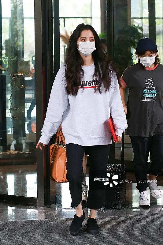 女明星新式国风穿搭,女明星氛围感穿搭私服