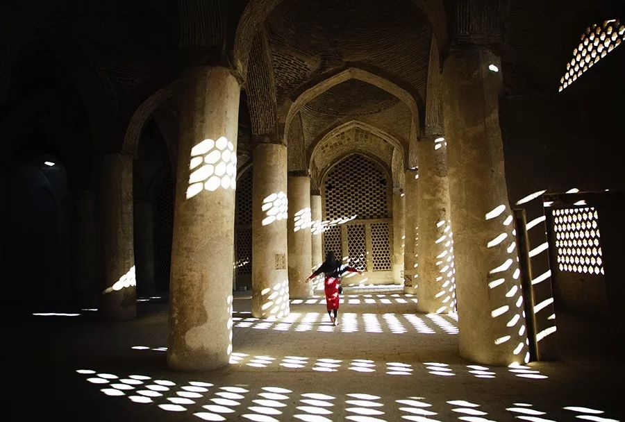 伊朗旅行的真实写照,中国对伊朗旅游的态度如何