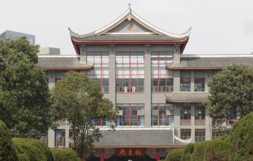 全国口腔医学专业大学排名2022年,河南2021口腔医学录取分数线排名