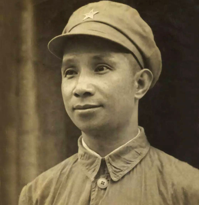 粟裕是怎样炼成的？早在抗战时期，就有不少高光表现