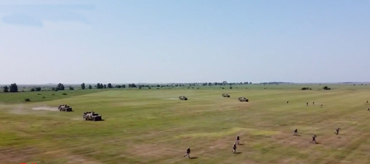 世界上最轻威力最大的狙击枪,世界上最轻的枪突击步枪