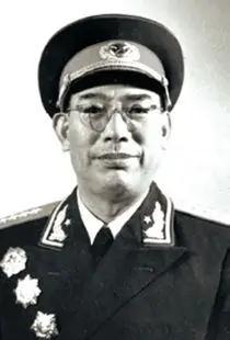 55年授衔时，我军最年轻的元帅、大将、上将、少将、中将分别是谁