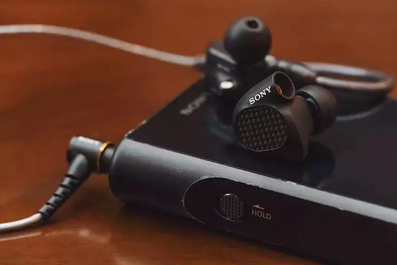 索尼dmp-z1有光纤输出吗,索尼音乐播放器dmp-z1评测