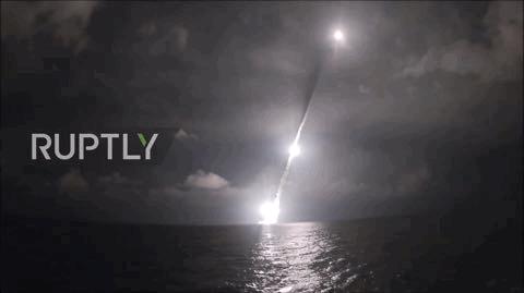 俄罗斯战略核潜艇北风之神,俄罗斯战略核潜艇北风之神排水量