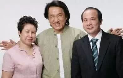 200亿跌剩5亿！夫妻内斗、“归来”乏术，“别姬”后的霸王将向何处去？