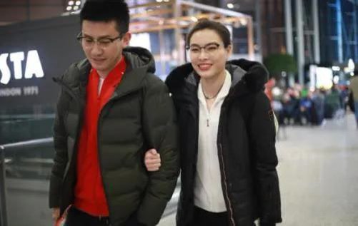 吴敏霞的感情生活也非常幸福,吴敏霞一共结了几次婚