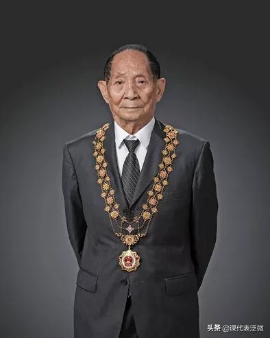 你不知道的袁隆平:浪里白条、预备飞行员、油炸鬼、臭水沟捞宝贝