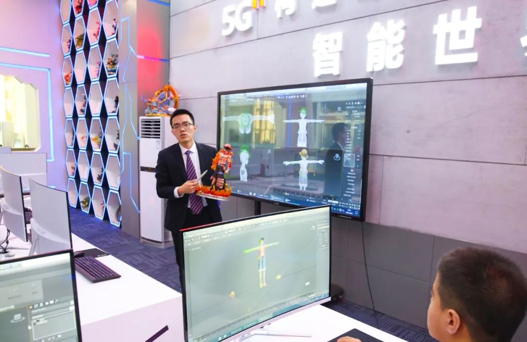 软件开发的一年赚多少钱,软件开发行业是怎么赚钱的