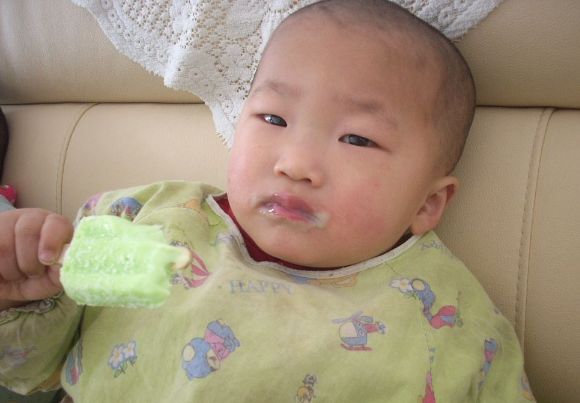 孩子口臭舌苔厚食疗,孩子舌苔厚口臭吃什么药