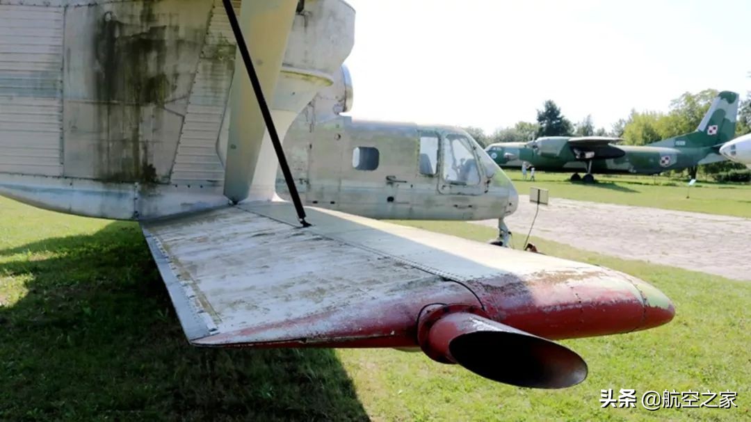 “丑”哭了的波兰PZLM-15，还是世界上速度最慢的喷气式飞机