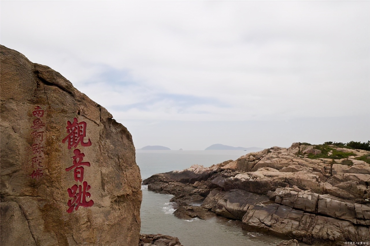 面对嘲笑你的人我们该怎么做,对于讥笑他人的人怎么处理