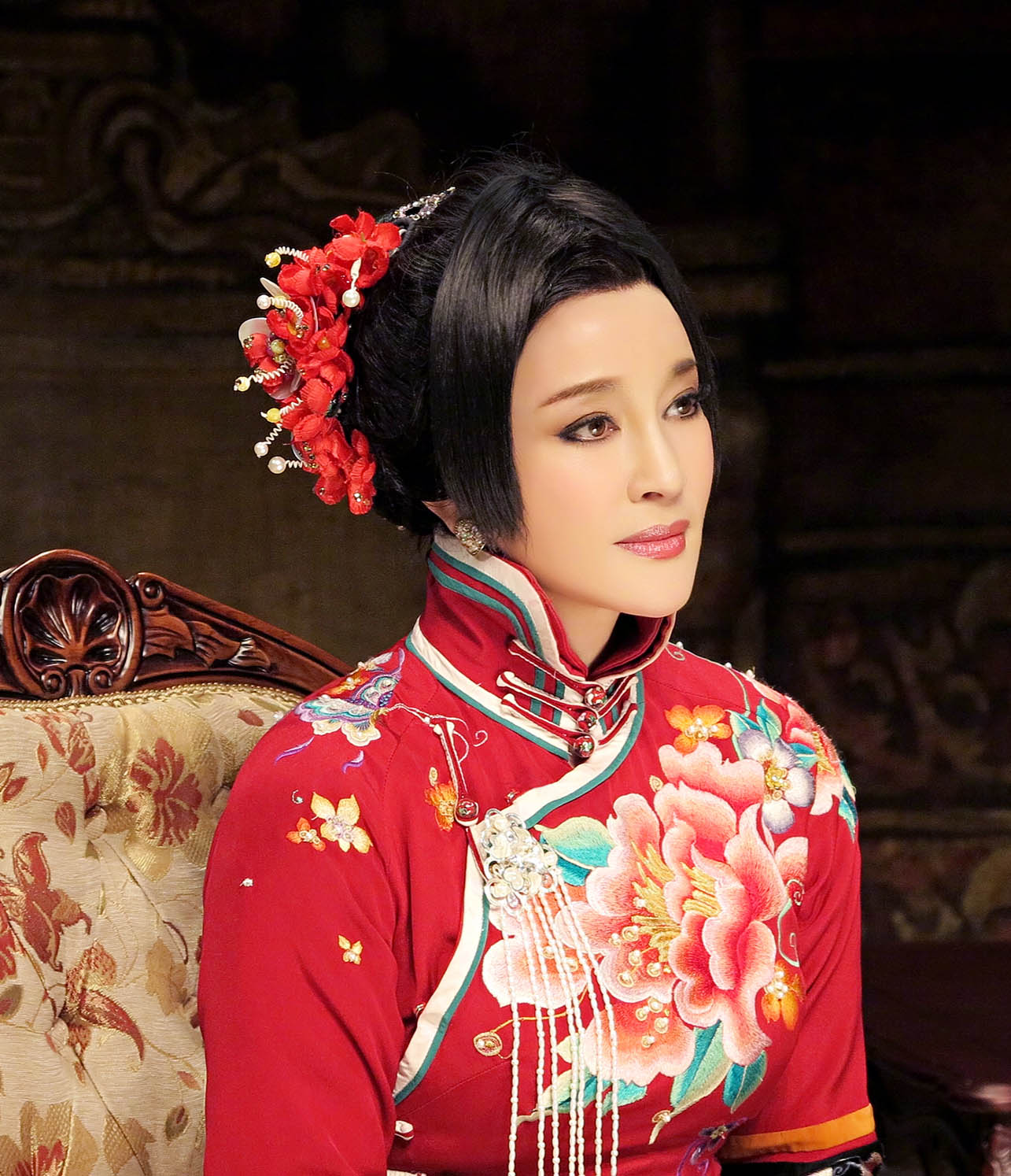 刘晓庆出狱后演戏,刘晓庆出狱后怎么还债