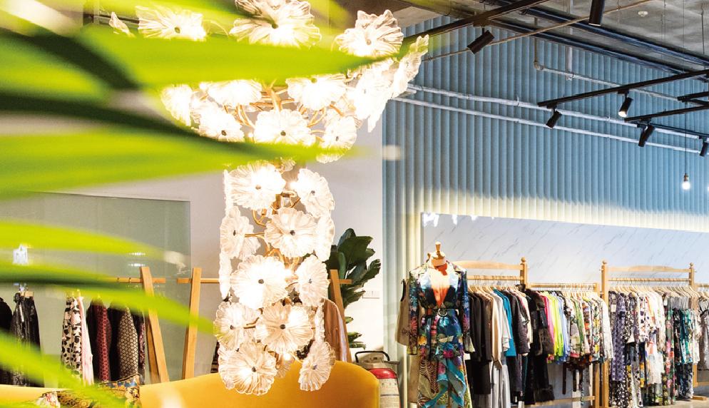 深耕助听器领域15年,深耕家具行业18年