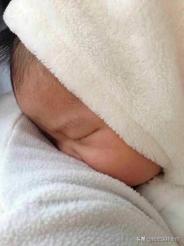 宝宝的湿疹和肠绞痛怎么处理,婴儿过敏肠绞痛怎么缓解