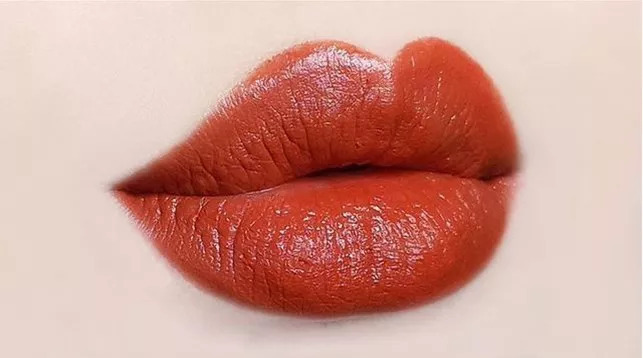 秋冬必买的十款口红,黄皮口红色号秋冬排行榜前十名