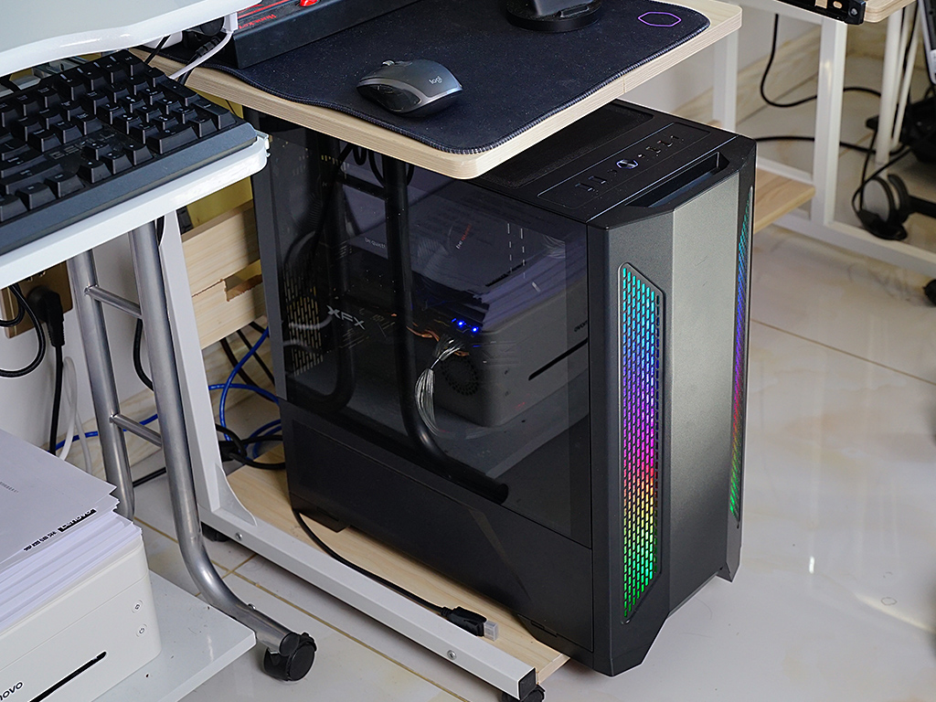 rx580极光版与rx590极光特别版,rx580和rx590gme买哪个好点