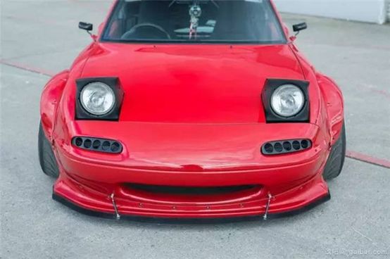 当年的百万豪车如今只要12万,外观低调不能惹的车老款豪车