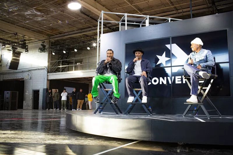 一款就一双球鞋!土豪也不一定能抢到