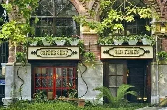 90后小伙花100万造房子,90后小伙花几千元装修500个平方