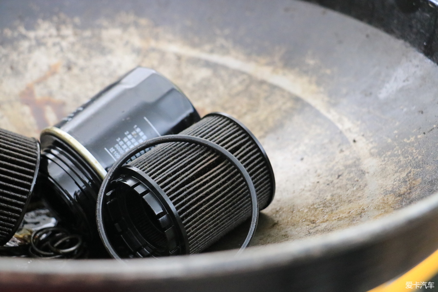 汽车5万km左右需要更换哪些零件,30万公里的车应该换哪些零部件