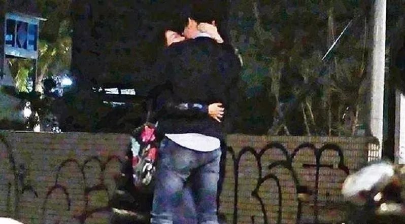 陈绮贞街头接吻后续,陈绮贞分手后新恋情曝光