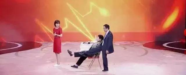 关节抽积液一次费用多少钱,关节有积液看中医还是西医