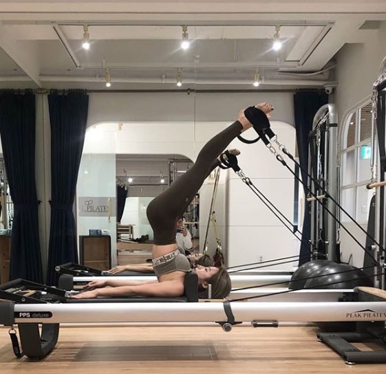 韩国健身教练沈一爱,因S型身材吸粉无数,被称为“翘臀小萝莉”