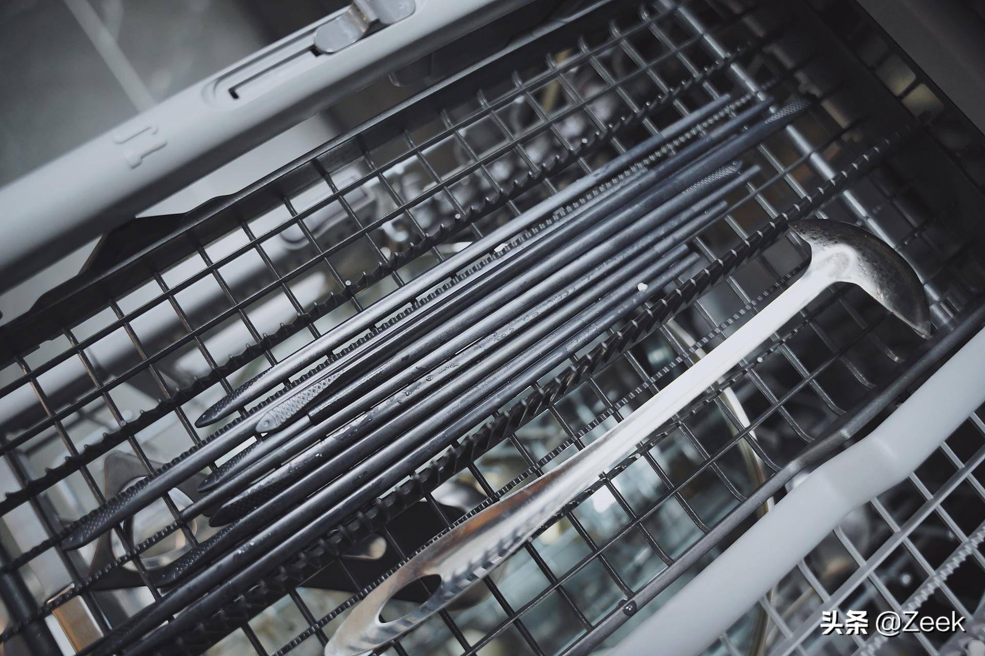 西门子和lg洗碗机哪个好,lg蒸汽洗碗机烘干效果