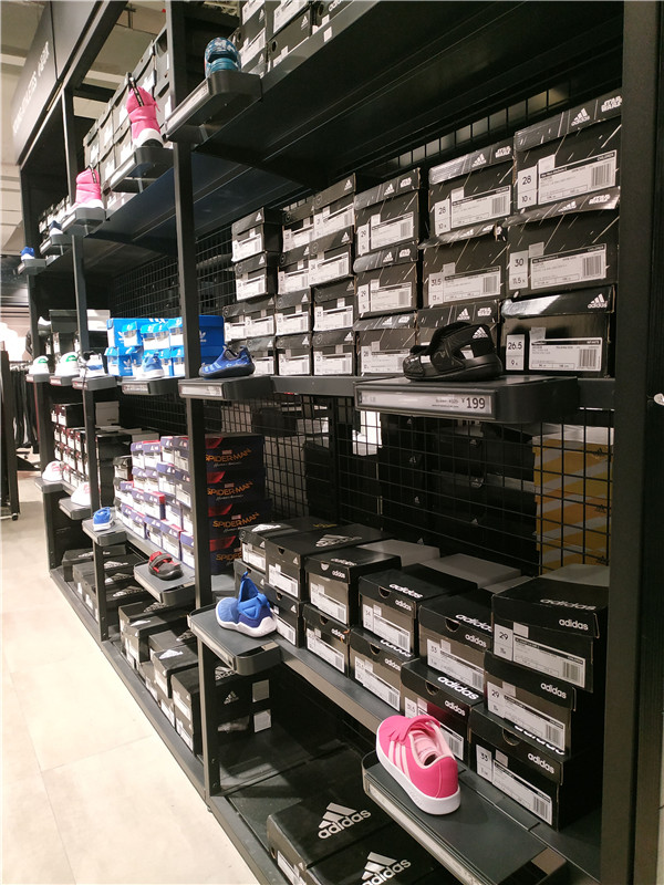 晋江耐克阿迪折扣店,耐克阿迪折扣店的进货渠道在哪儿