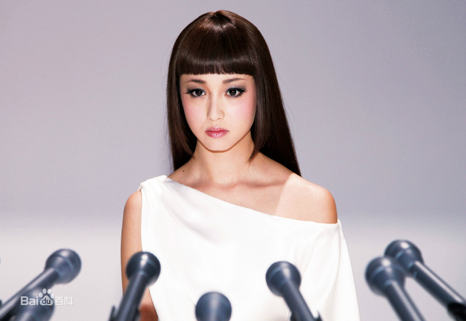 四大丑女整容的电影,丑女整容逆袭日本电影