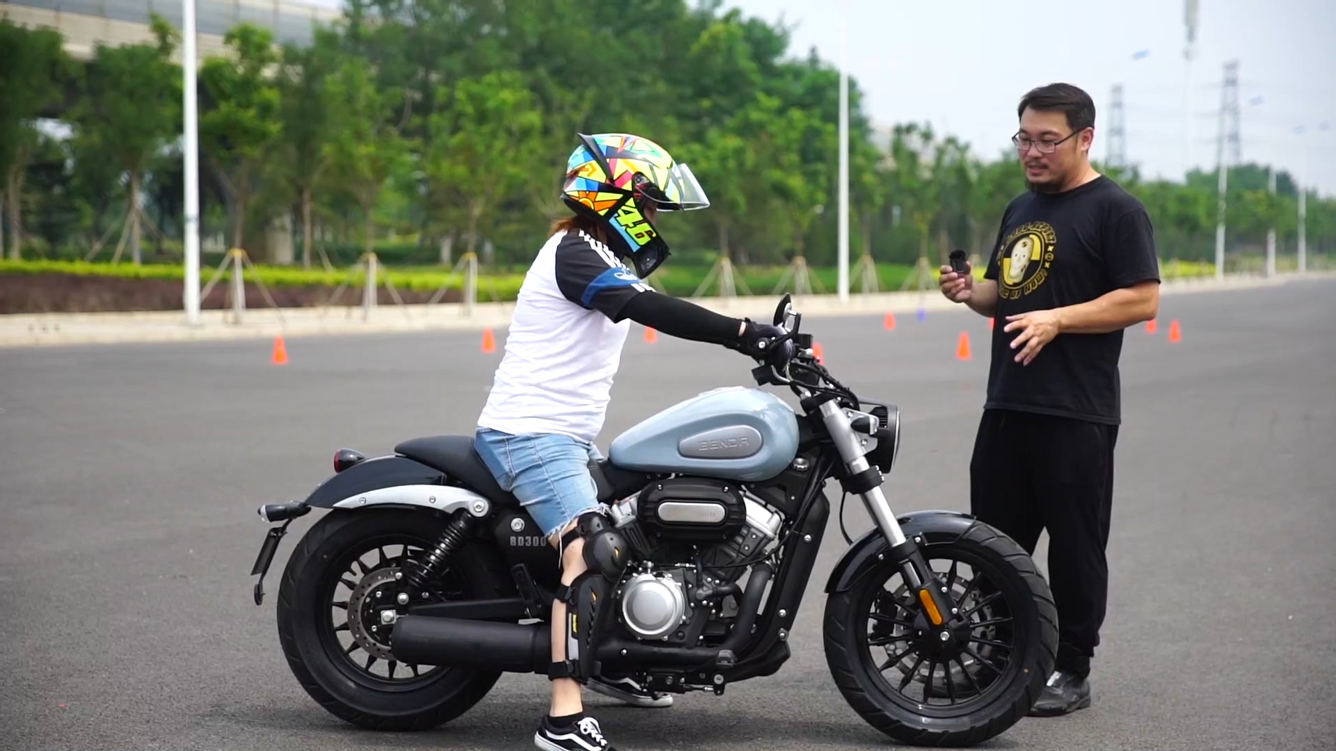 月薪1-2万买车,月薪1万二买什么车