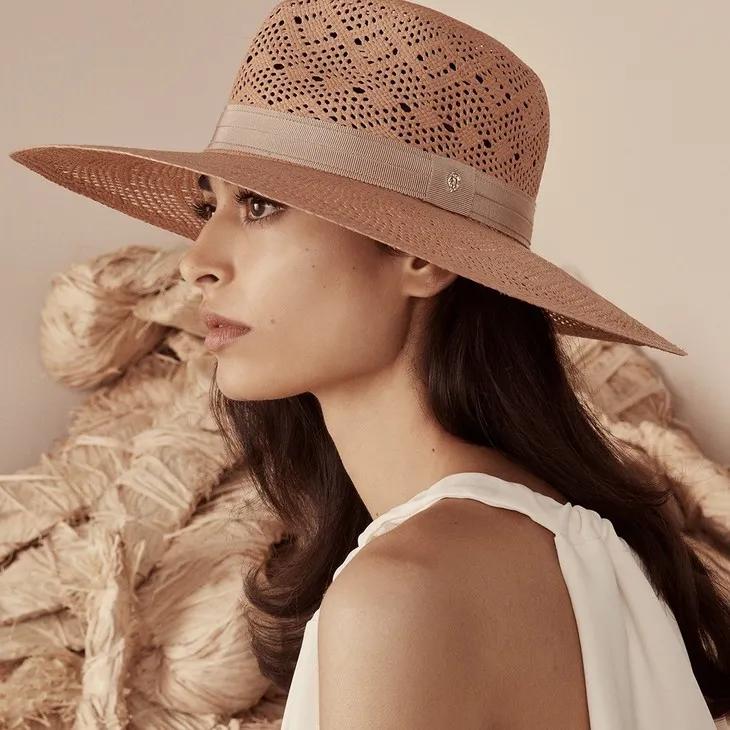 赵丽颖夏日装扮,夏日草帽赵丽颖