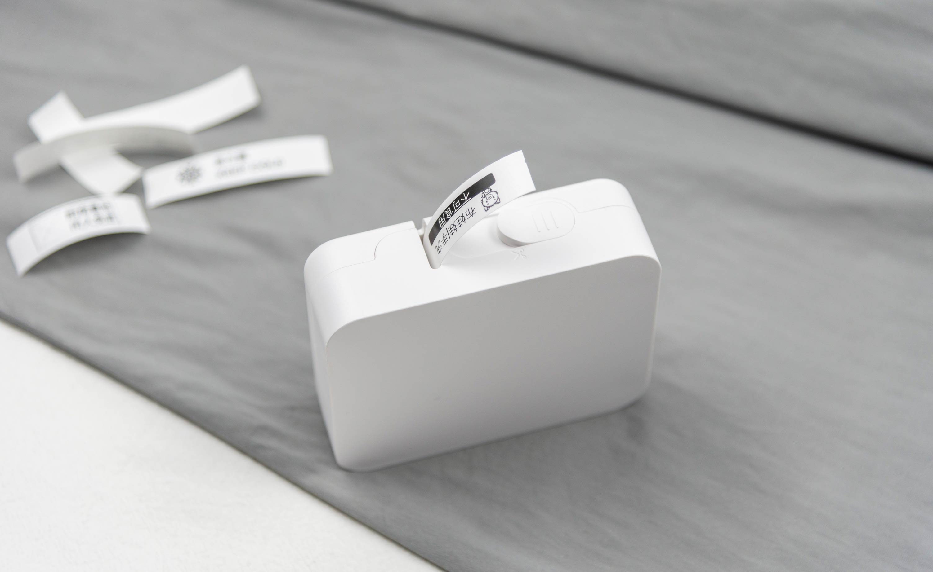 前几天还在聊打印机，今天它就来了，还能放入口袋，蓝牙一键打印