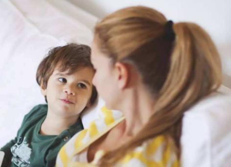 如何应对孩子在学校被打,当孩子在学校被打了怎么办