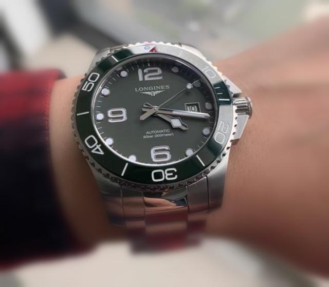 花一万多买浪琴康卡斯绿水鬼值吗,浪琴康卡斯升级劳力士水鬼