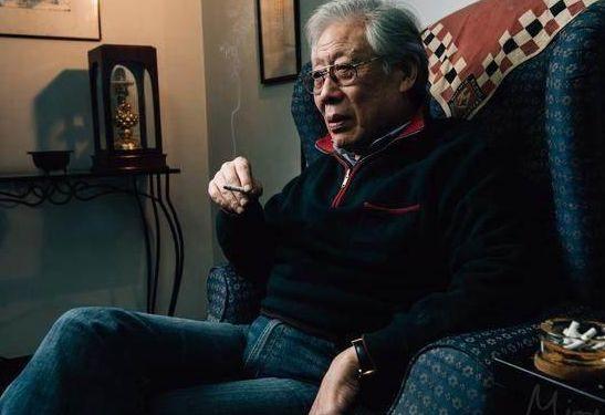 他是国家一家演员,电视剧片酬却只有2万元,给记者抽15元的烟