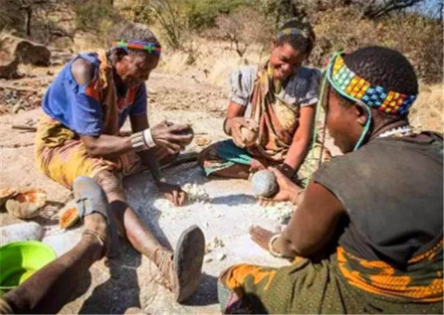 非洲大饥荒：1年饿死1600万人，这大概就是地狱的样子