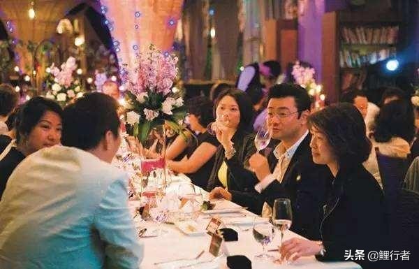 月薪多少才算中产阶级和小康水平,月薪一万算中产阶级