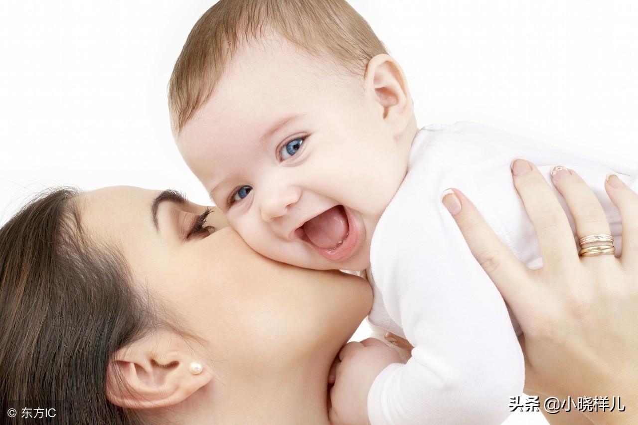 婴幼儿有点斗鸡眼怎么回事,宝宝斗鸡眼有什么正确方法改正吗