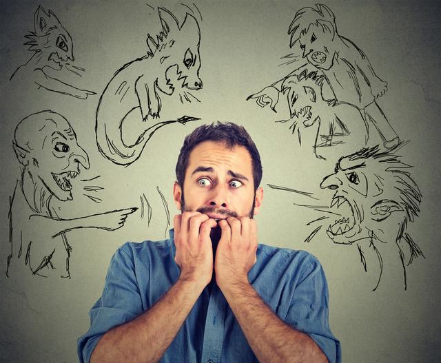 小心综合症严重吗,警惕精神分裂症变绝症