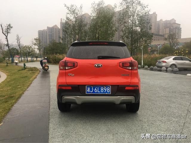 起亚kx32016红色,起亚kx3红色