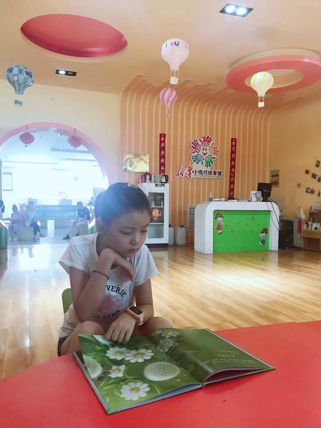 走进图书馆沐浴书香活动,走进书香校园感受读书魅力