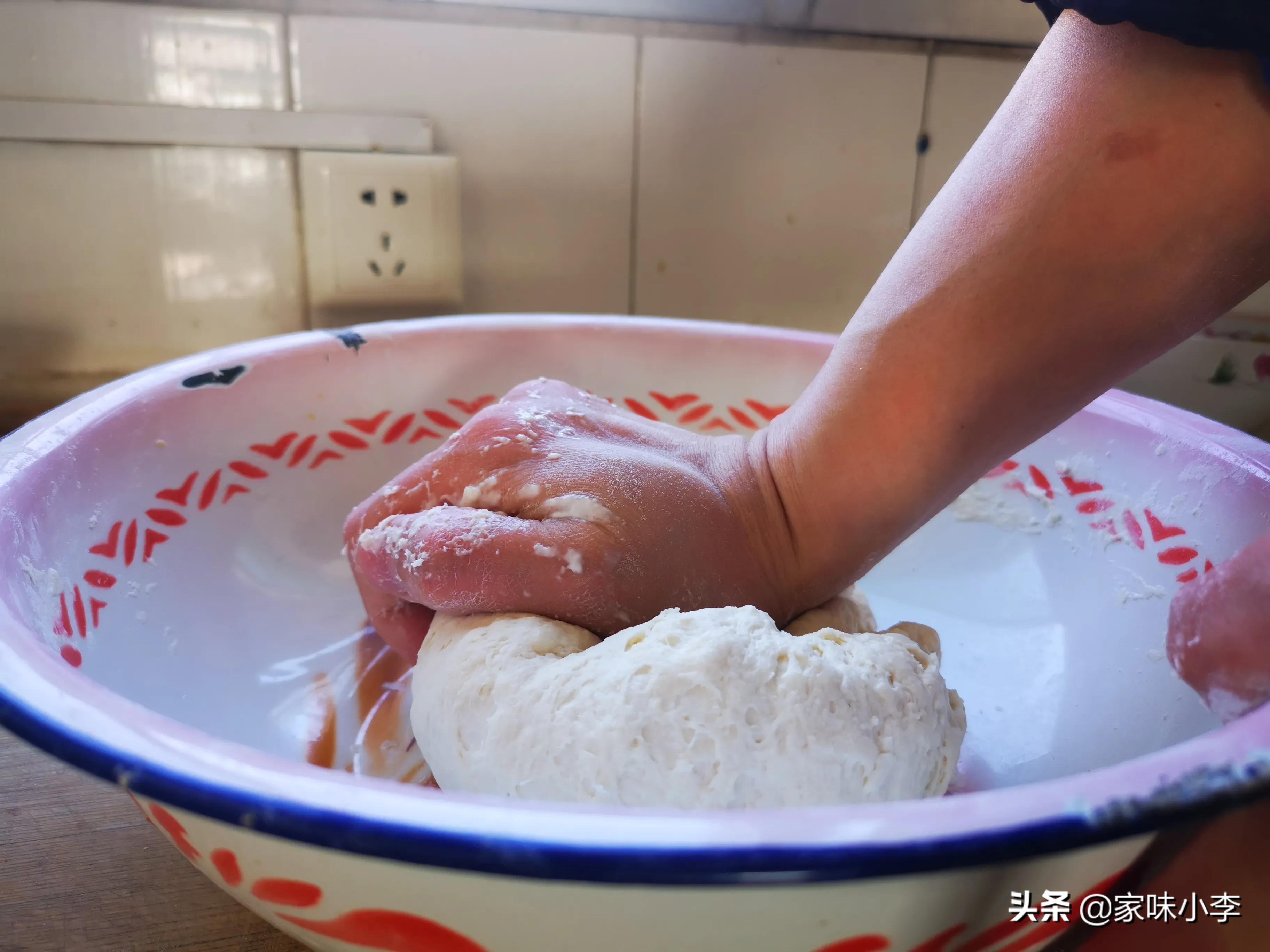 和面不粘手的方法和技巧,手和面如何和才筋道