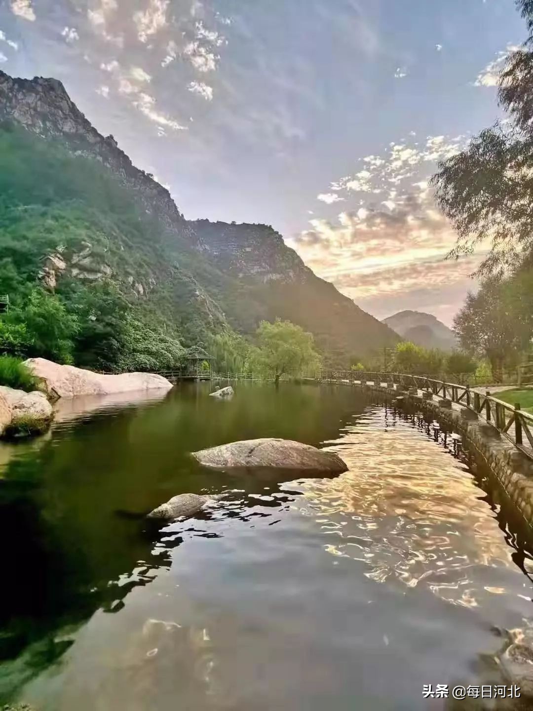 漫山花溪谷好玩吗值得去吗,夏天总要去一趟漫山花溪谷
