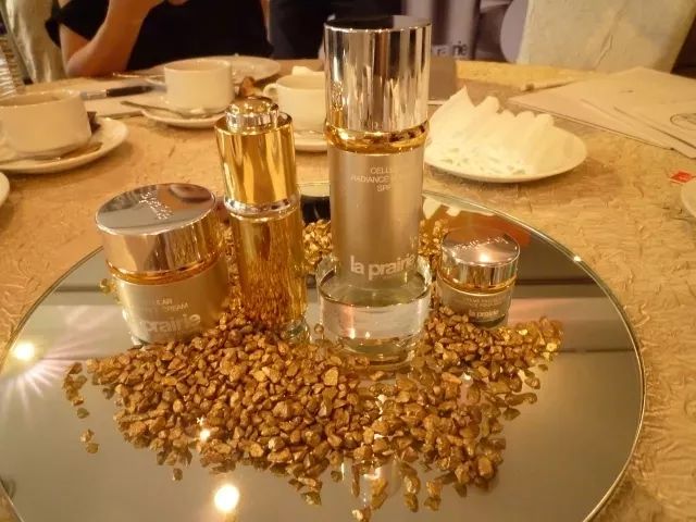 护肤品加黄金真的有用吗,护肤品里含黄原胶好吗