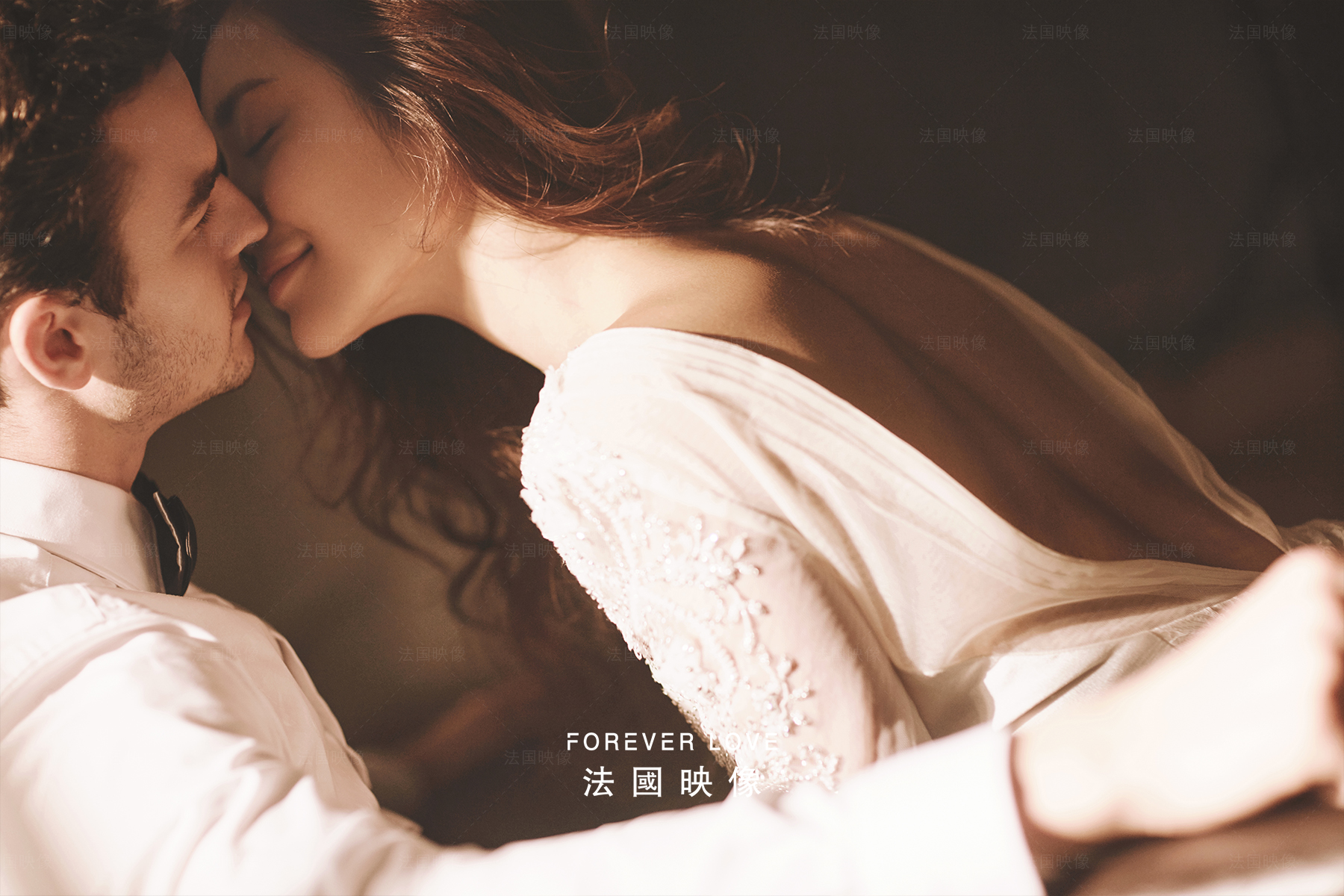 花6000块拍的婚纱照感觉被坑了,花9000元拍的婚纱照后悔了吗