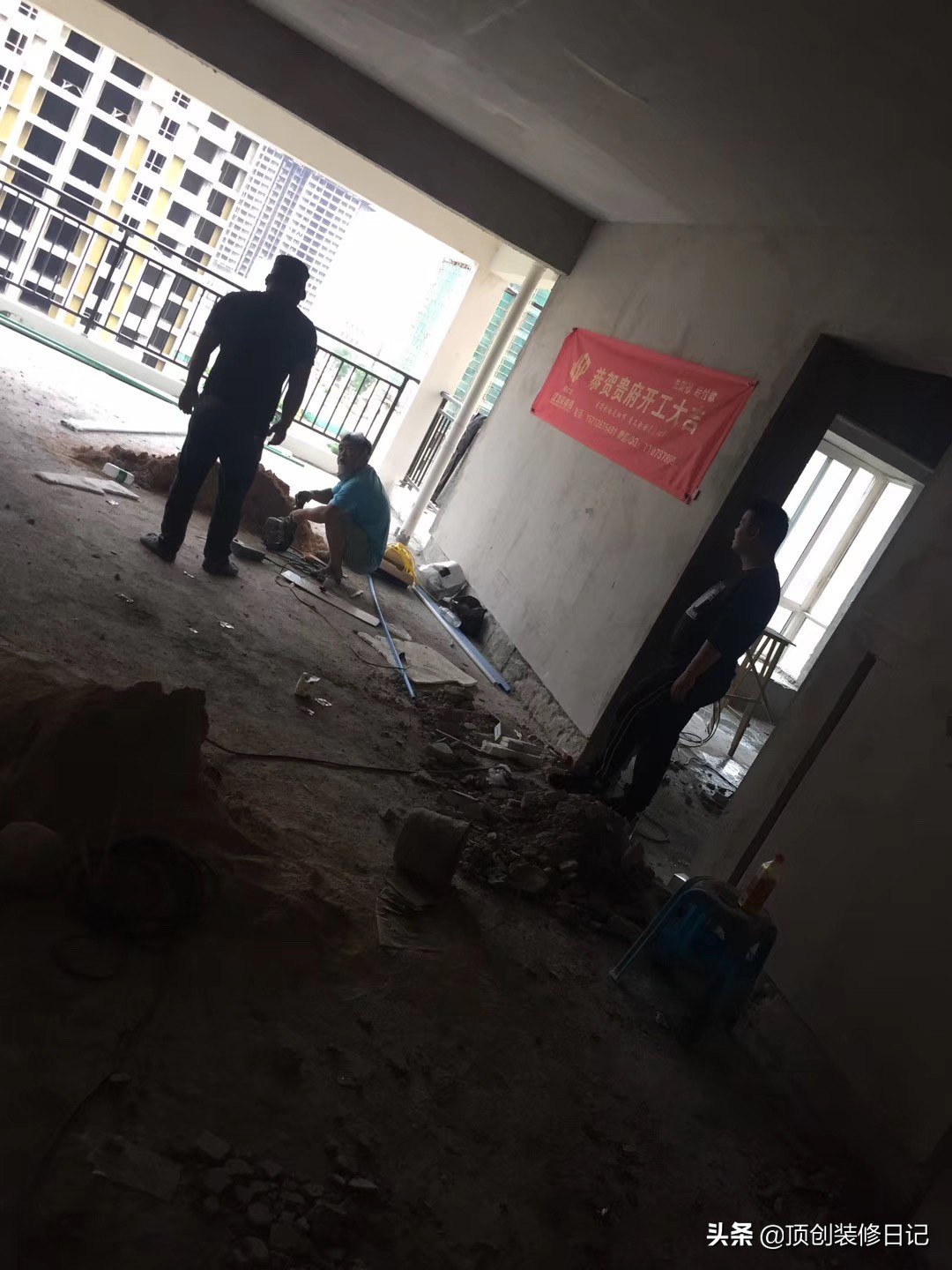 128平现代轻奢实景,128平轻奢风格效果图