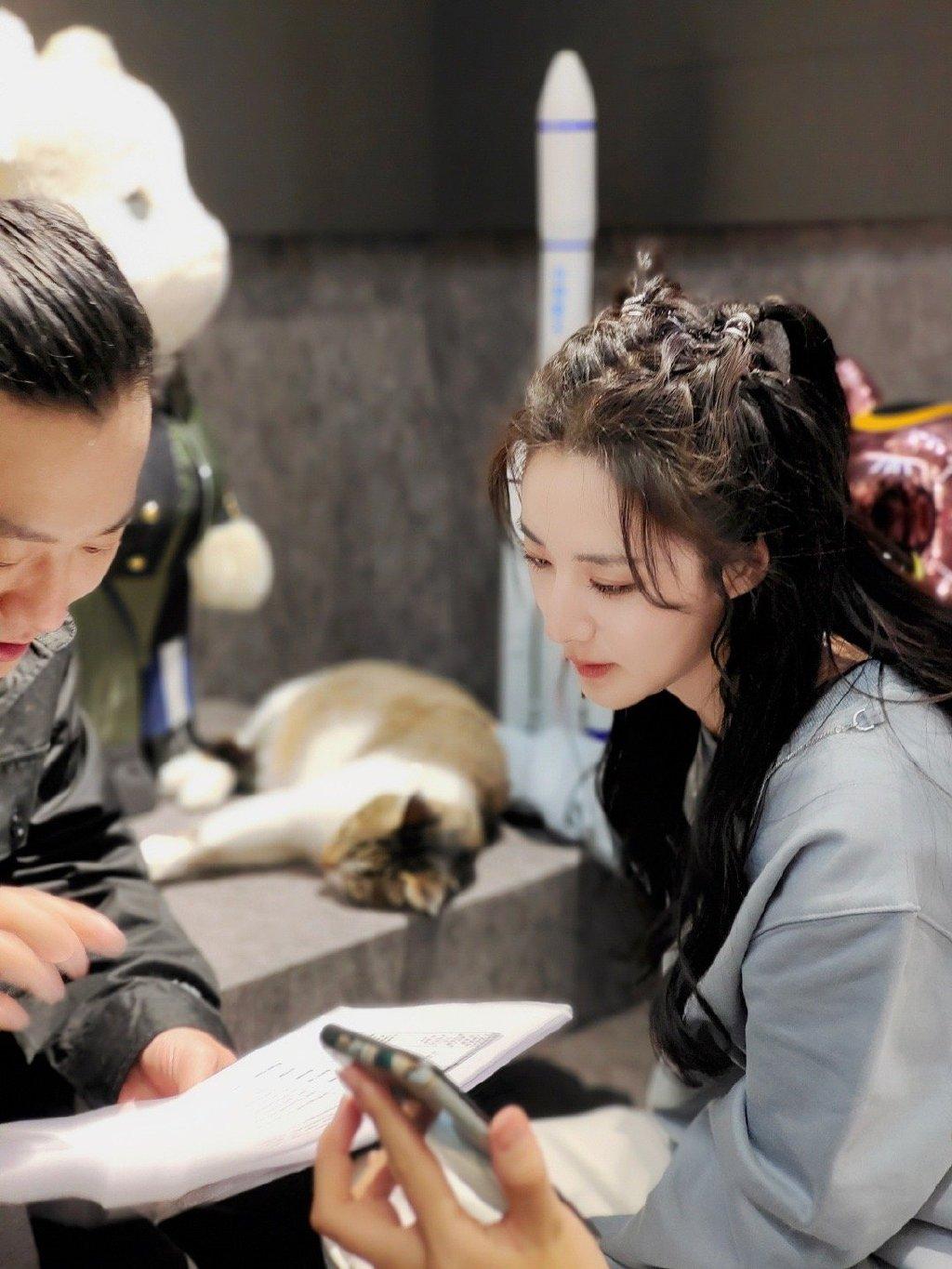 薇娅创业艰辛不是为了钱,薇娅白手起家